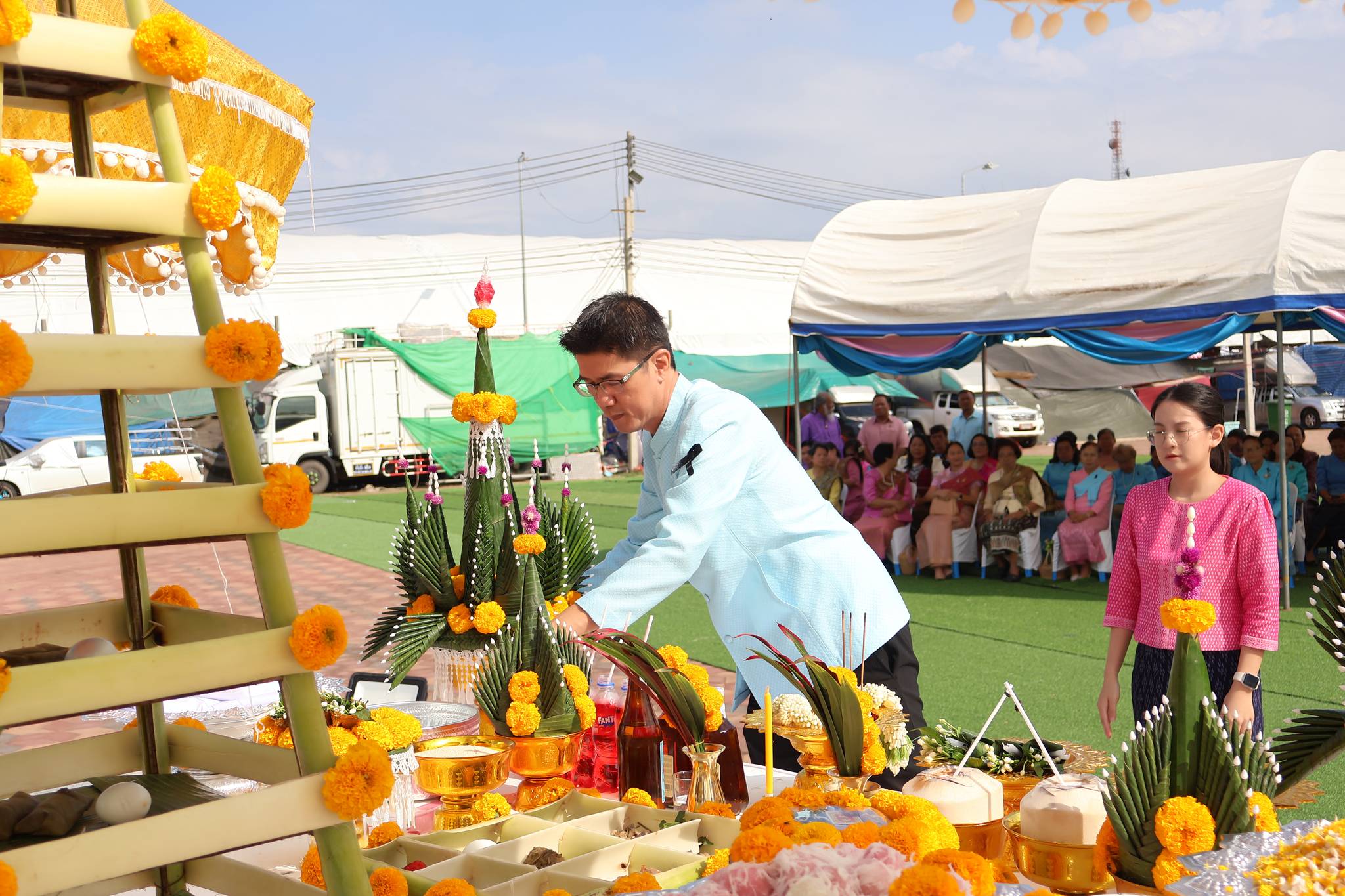 title - ส.ป.ก.ยโสธร ร่วมพิธีทำบุญตักบาตร พิธีบวงสรวงพระบรมราชานุสาวรีย์รัชกาลที่ 5 พิธีวางขันหมากเบ็งและพิธีบวงสรวงพระสุนทรราชวงศา (สิงห์) เพื่อความเป็นสิริมงคลเนื่องในโอกาสวันสถาปนาจังหวัดยโสธร และการจัดงานกาชาด ประจำปี พ.ศ.2569